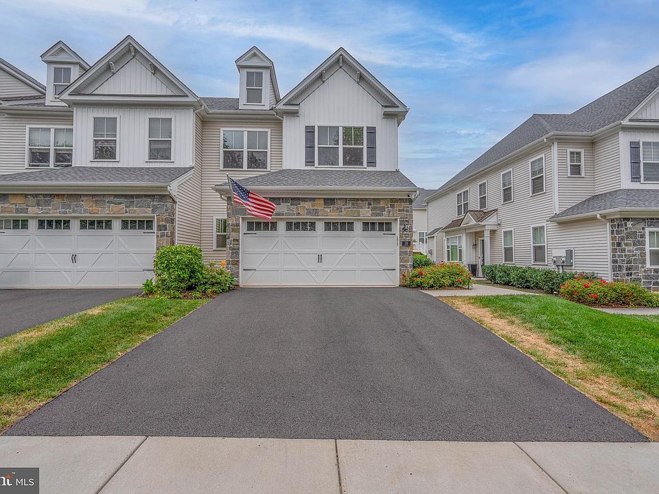 18 Lacey Ln, Ivyland, PA 18974 | Zillow