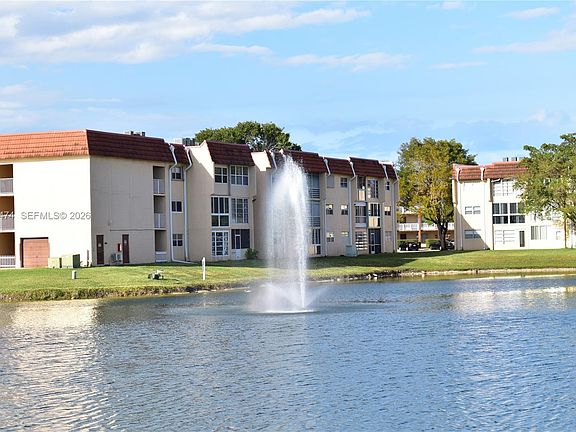 3rd image of 2801 N Pine Island Rd APT 112
