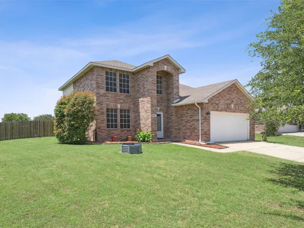 6704 Wellston Ln, Denton, TX 76210