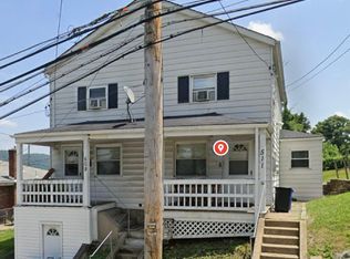 511 Main St #1, Coraopolis, PA 15108