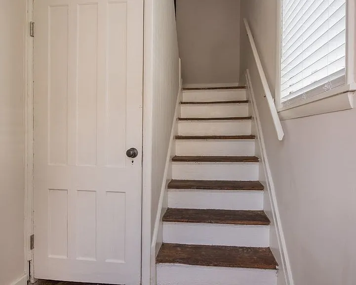 130 Van Dam St — Photo 16