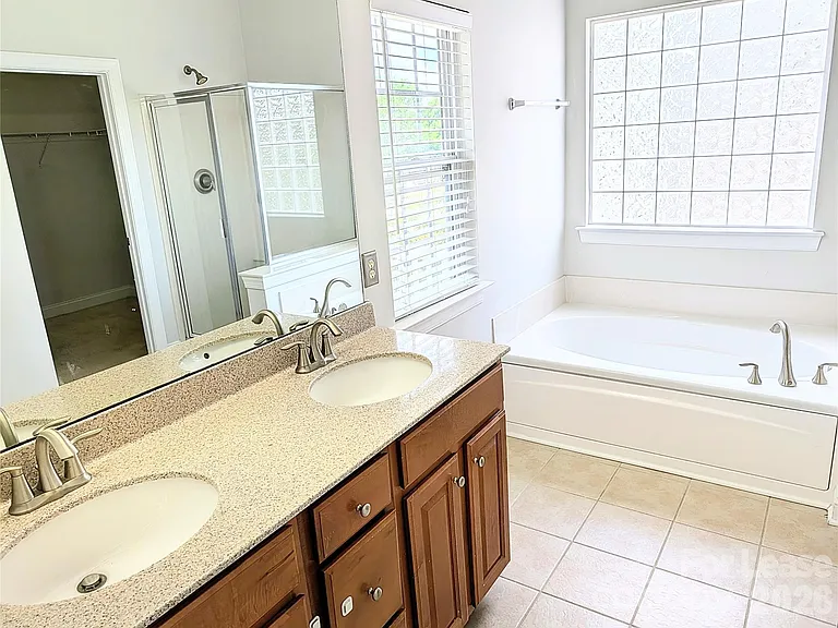 10713 Serape Rd — Photo 19
