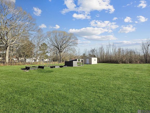 3rd image of 7970 Lower Zachary Rd