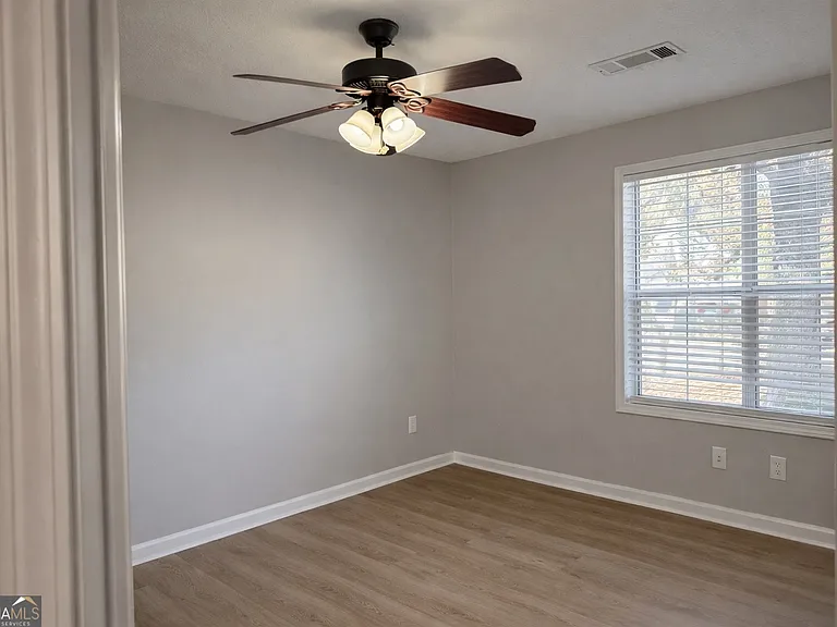 2644 Saint Charles Ln NW — Photo 10