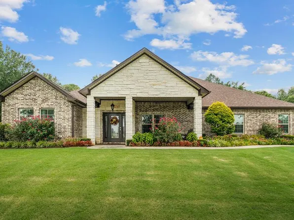 8221 Claire Ave, Texarkana, TX 75503