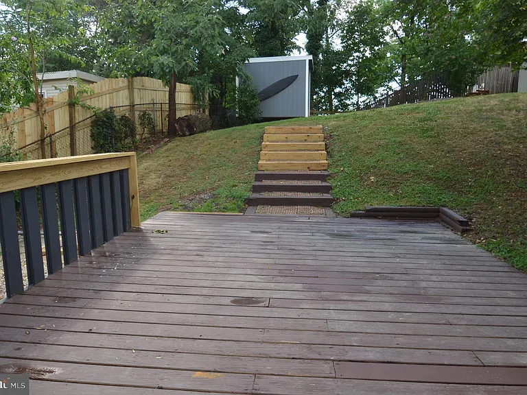 5728 Overly Dr — Photo 15