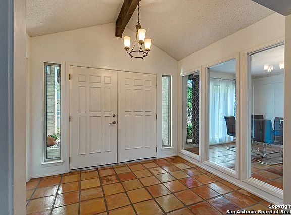 3rd image of 11715 Raindrop Dr