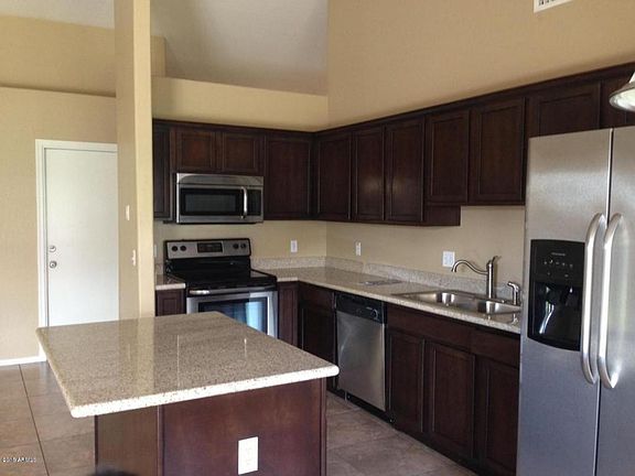 2nd image of 2323 E Longhorn Pl
