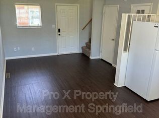 2943 E University St Unit 10, Springfield, MO 65804