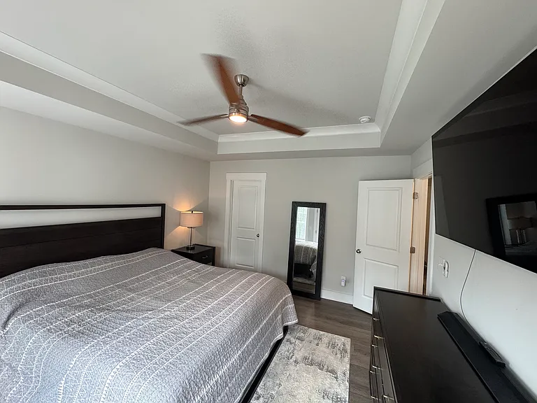 632 Amalfi Dr — Photo 4