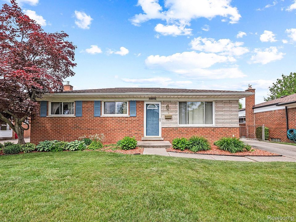 1st image of 32045 Stricker Dr