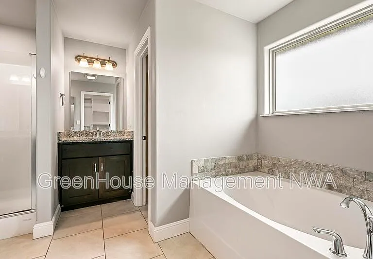 971 Redfree Dr — Photo 14