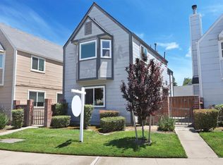 430 Benjamin Pl, Manteca, CA 95337
