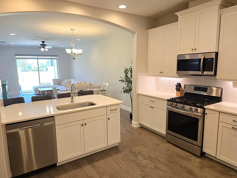 8514 Loren Cove Dr — Photo 10