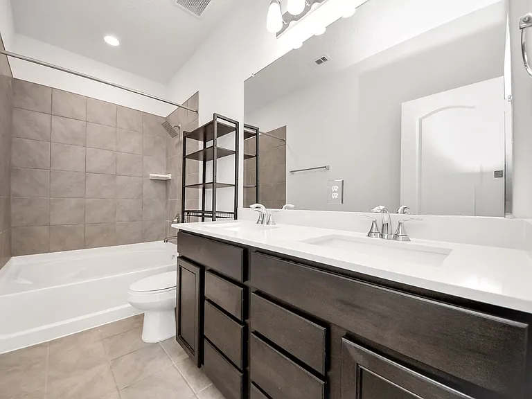 22830 Brisbee Ln — Photo 22