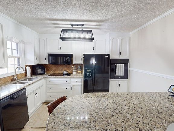 2nd image of 41 Copeland Rd