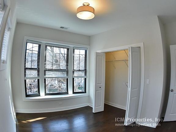 2nd image of 1600 W Belle Plaine Ave APT 2F