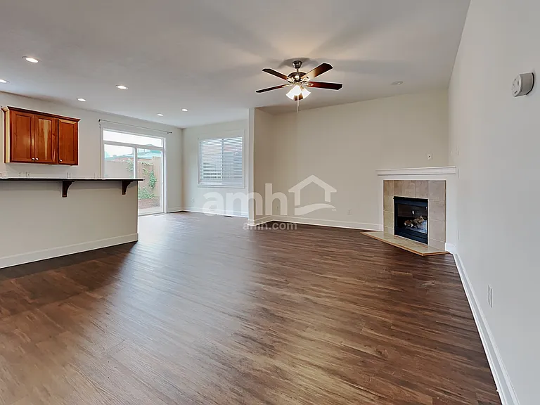 10111 NE 28th Pl — Photo 6