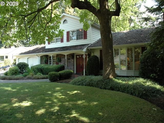 1st image of 2545 Dellwood Dr