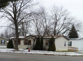 247 Carriage Dr, Sauk Village, IL 60411