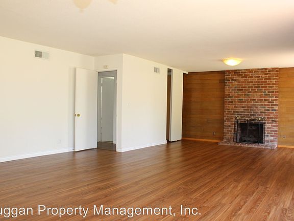 3rd image of 22613 Covello St