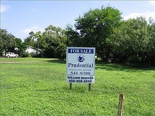 2nd image of 4635 Boca Chica Blvd