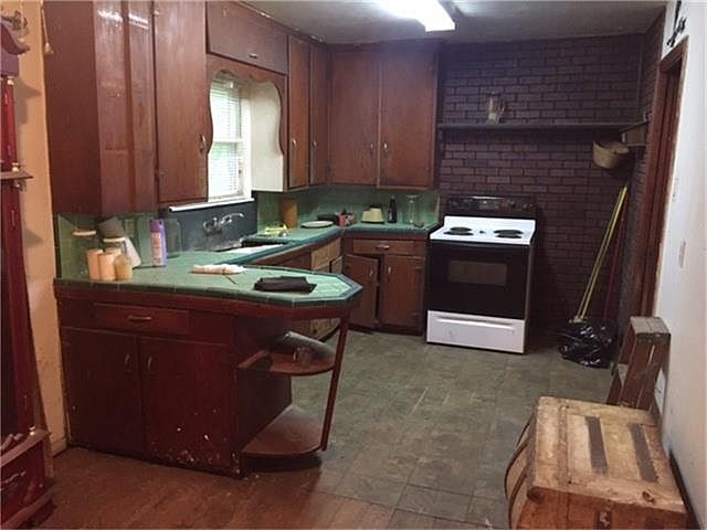 1st image of 1203 Taft Ave