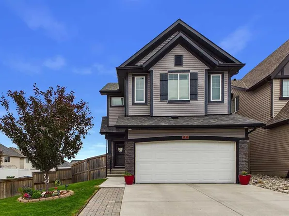 8 W Sage Bank Rd NW, Calgary, AB T3R 0J7