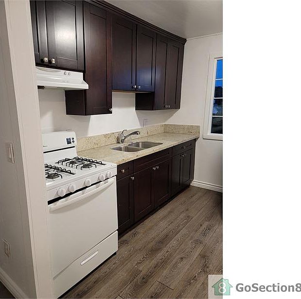 1st image of 1336 Scott Dr