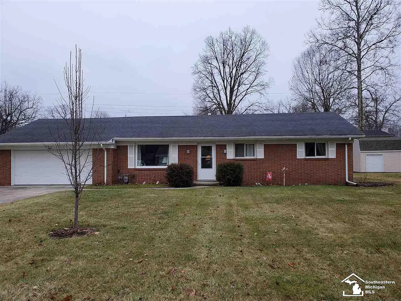 1497 Indian Creek Dr photo 1