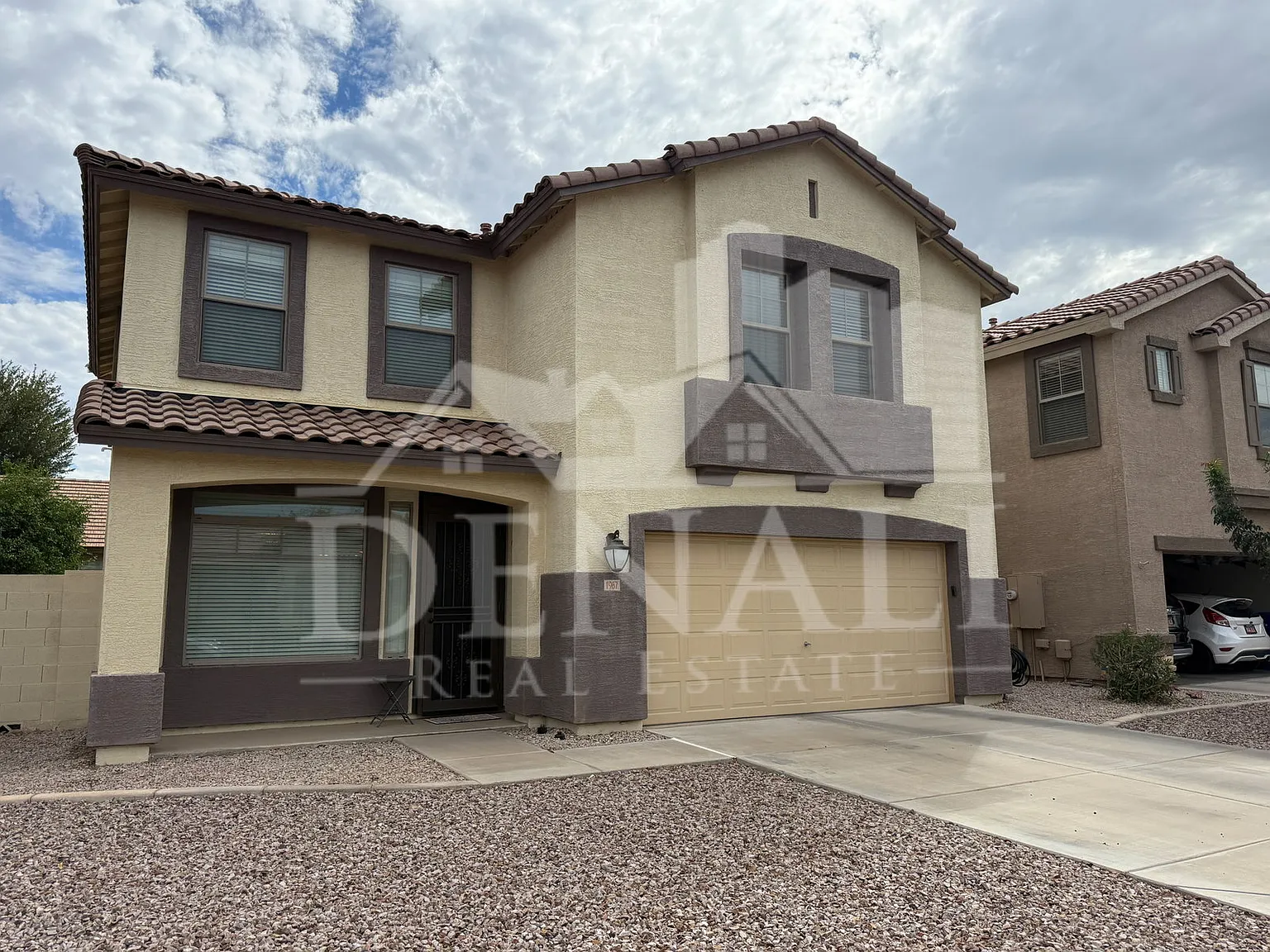 3 bed, 2.5 bath, 1708 sqft, $2,395 — Photo 2