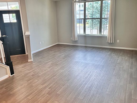 2nd image of 407 Kathy Ann Way