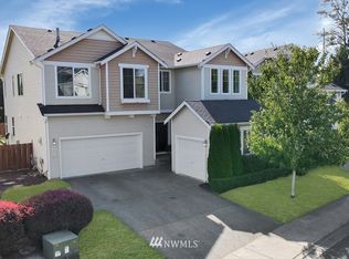 2206 170th Ave E, Lake Tapps, WA 98391