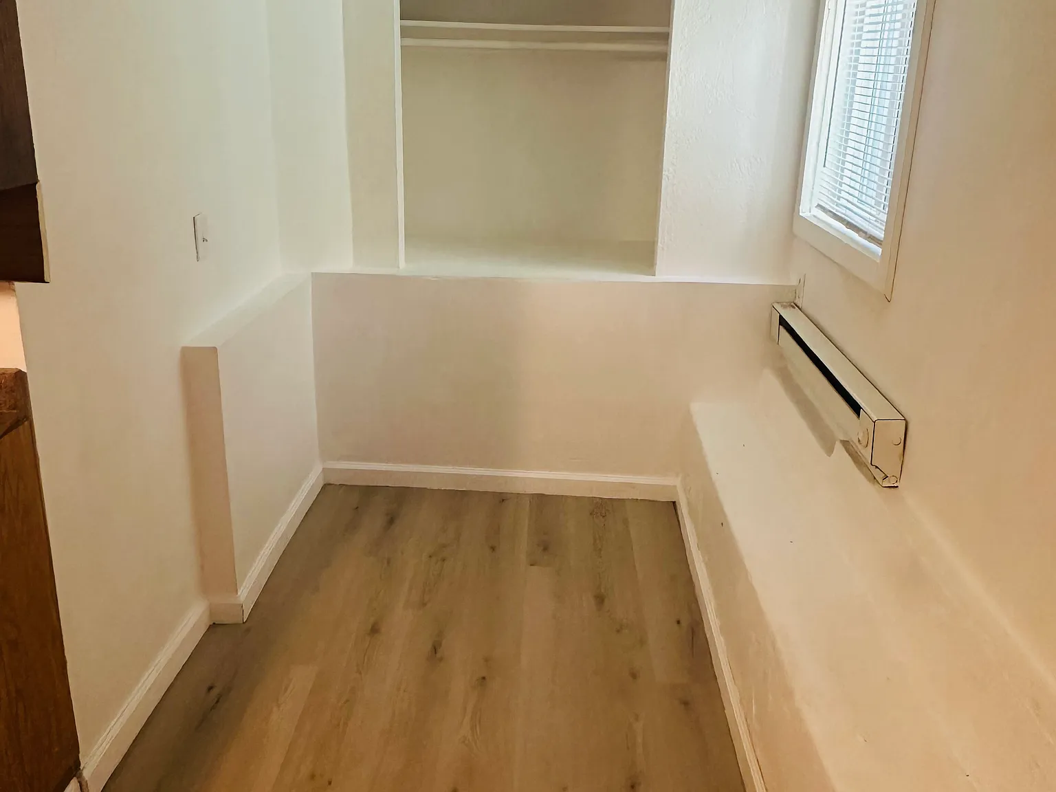 Studio, 1.5 bath, 200 sqft, $1,000 — Photo 2