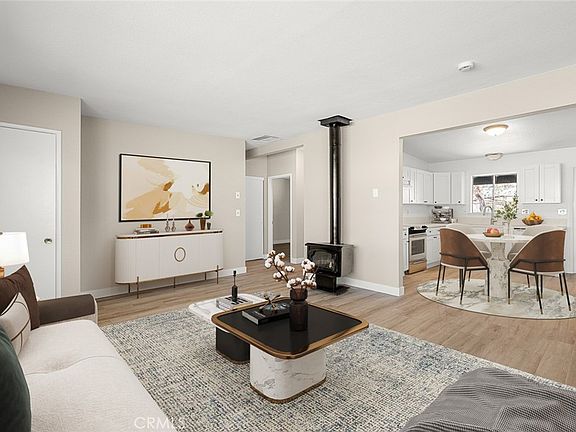 3rd image of 19223 Rock Springs Rd