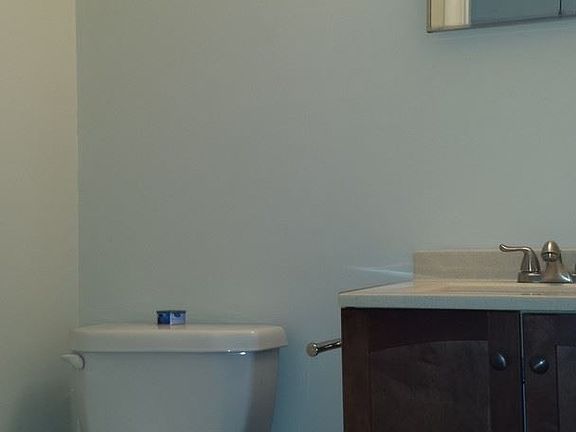3rd image of 2153 Kimball Cir