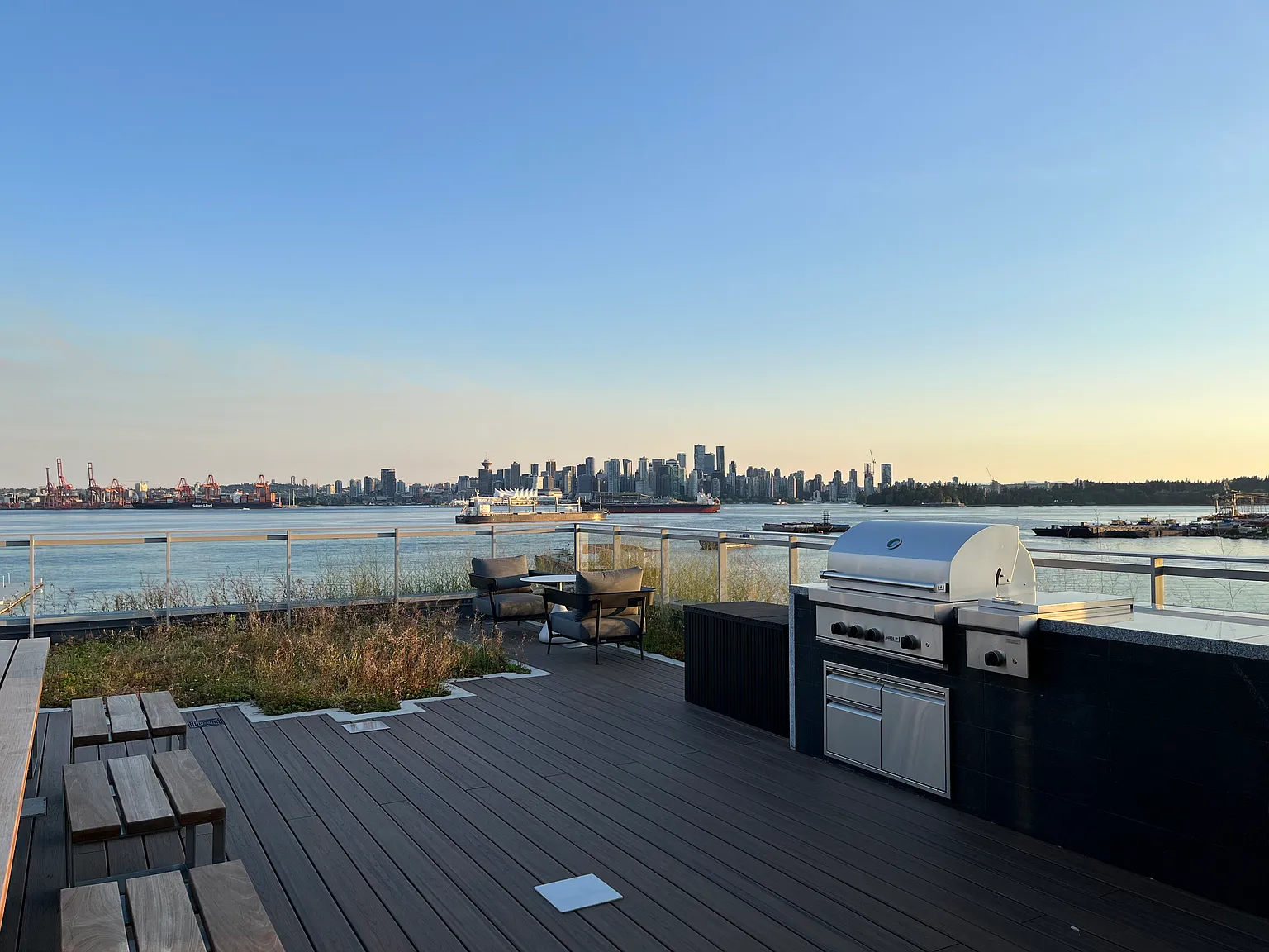 407 Harbour Way, North Vancouver — Photo 4