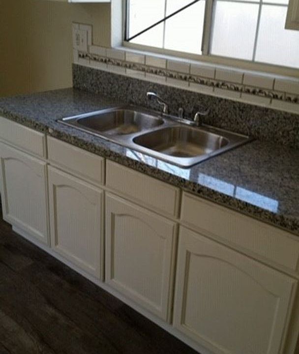 1st image of 9113 Compton Ave #1/2