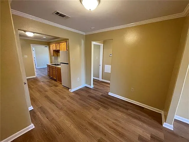 3 bed, 2.0 bath, 1120 sqft, $1,700 — Photo 4