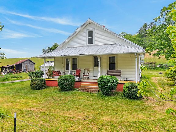 4th image of 622 Soapstone Rd