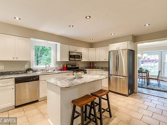 Remodeled this year enjoy new cabinets and granite