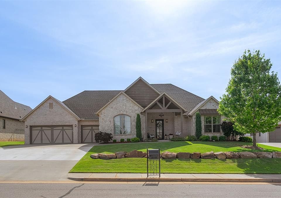3116 Hillside Dr, Edmond, OK 73012 | MLS #1227744 | Zillow
