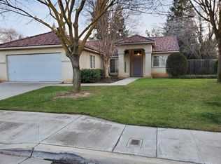 1408 Minarets Ave, Clovis, CA 93611