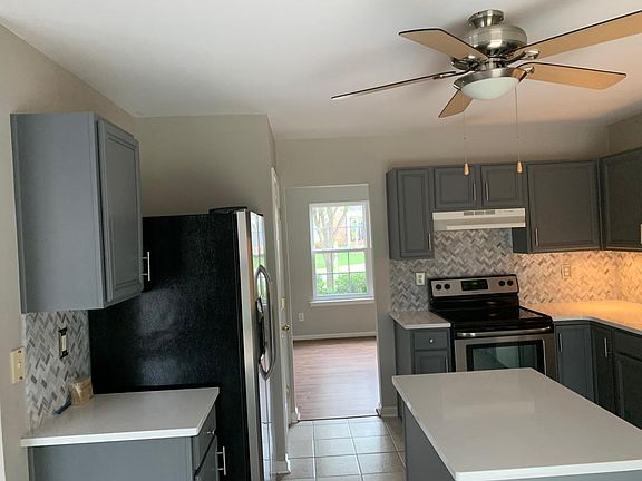 5th image of 108 Stoney Dr