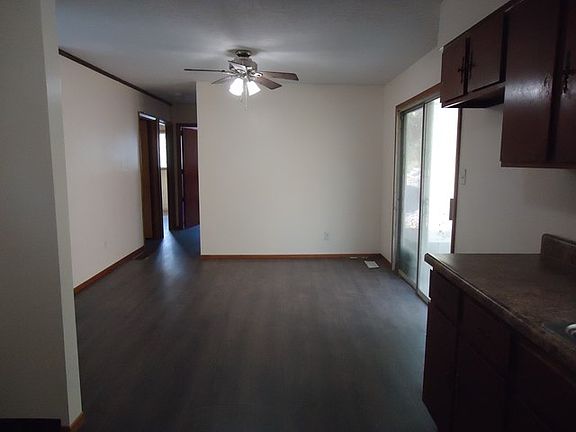 5th image of 851 6th St
