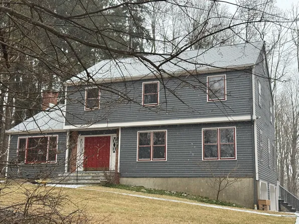 4 Pinecrest Dr, Ridgefield, CT 06877