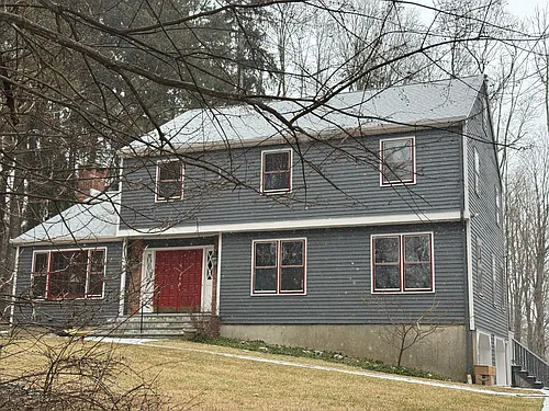 4 Pinecrest Dr Photo 1