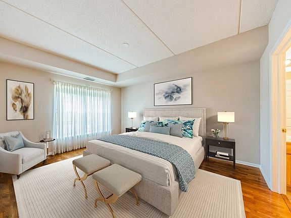 3rd image of 440 W Mahogany Ct Unit 412