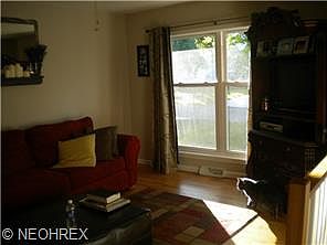 3rd image of 2465 Trentwood Dr SE
