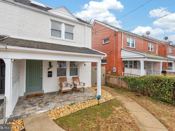 162 Forrester St SW, Washington, DC 20032